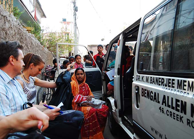 INDIA<br>The Calcutta Mobile Clinic has been providing homeopathic treatment and nutrition to the poor since 1986